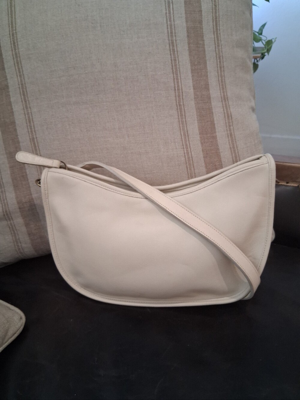 Vtg Rare Coach Leather Bag USA
